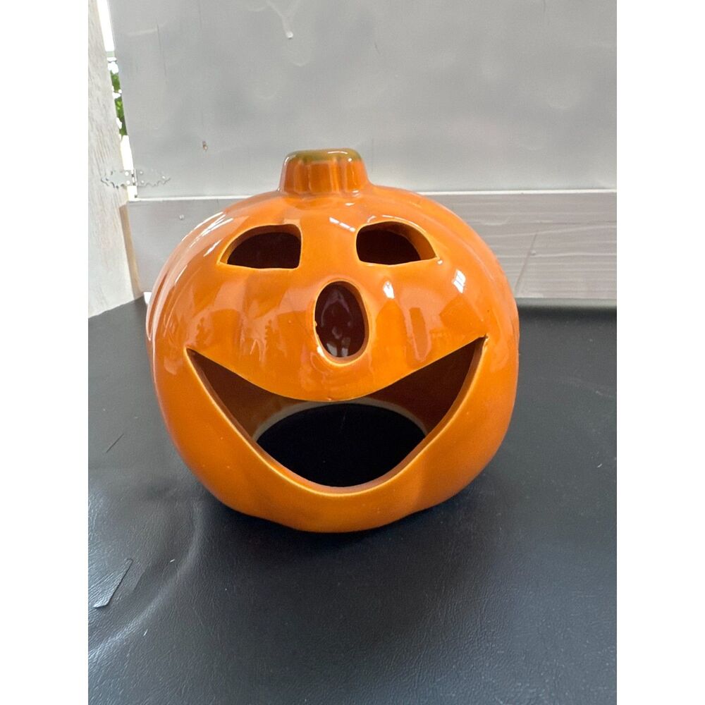 UPCO Ceramic Pumpkin Tea Light/Decoration